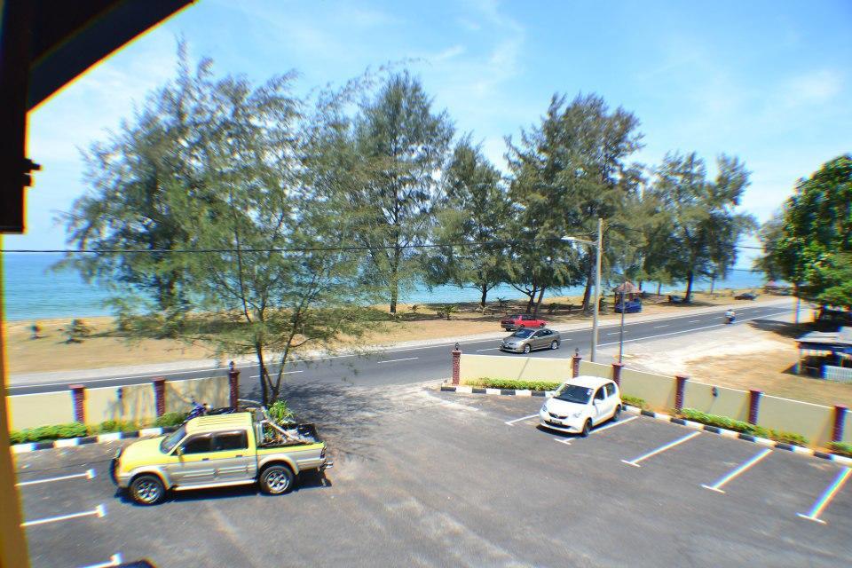 Teluk Lipat Seaview Inn Dungun Luaran gambar