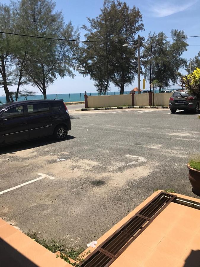 Teluk Lipat Seaview Inn Dungun Luaran gambar