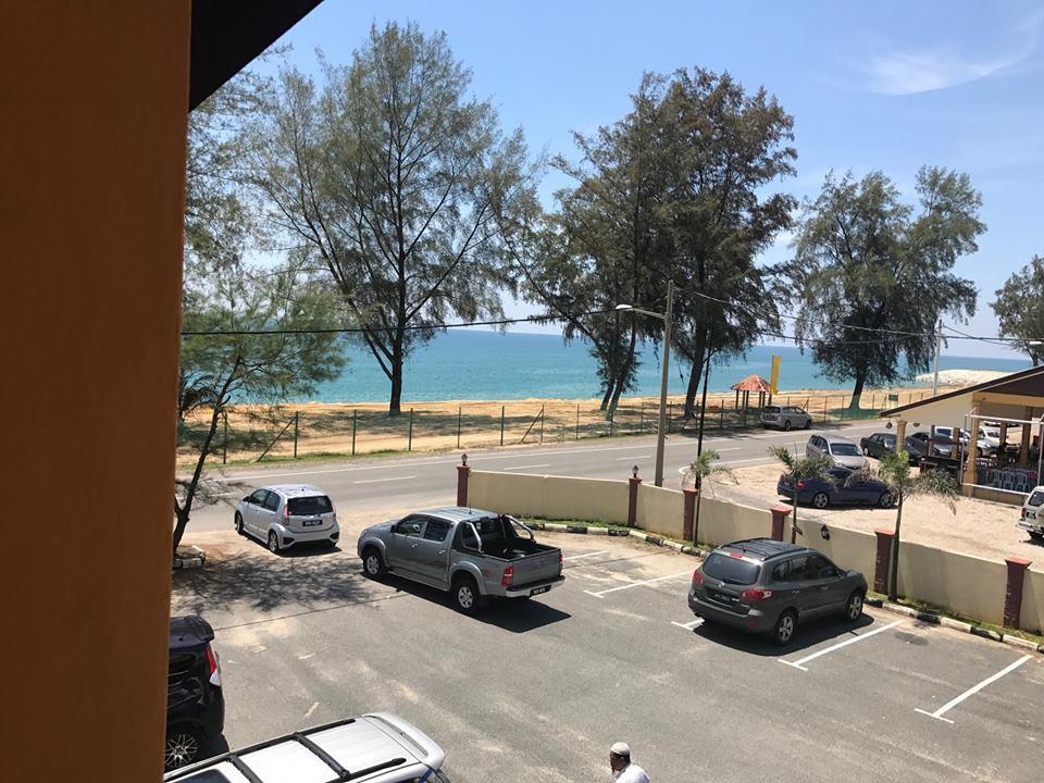 Teluk Lipat Seaview Inn Dungun Luaran gambar