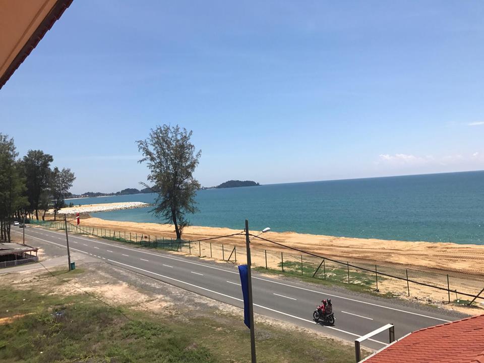 Teluk Lipat Seaview Inn Dungun Luaran gambar